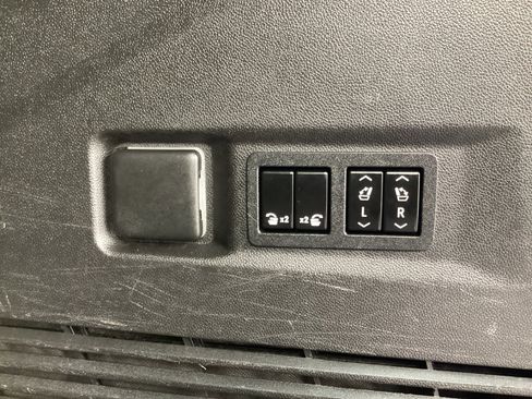 Used 2022 Chevrolet Tahoe Premier w/ Max Trailering Package image 18