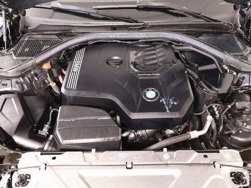 Used 2022 BMW 330i xDrive 330i xDrive w/ Driving Assistance Package image 21