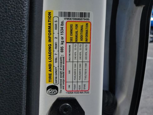Used 2017 Ford Explorer XLT FWD image 31