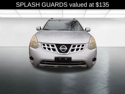 Used 2011 Nissan Rogue SV image 3