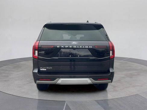 Certified 2025 Ford Expedition Platinum AWD/4WD image 5