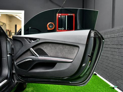 Used 2019 Audi TT RS w/ Technology Package image 38