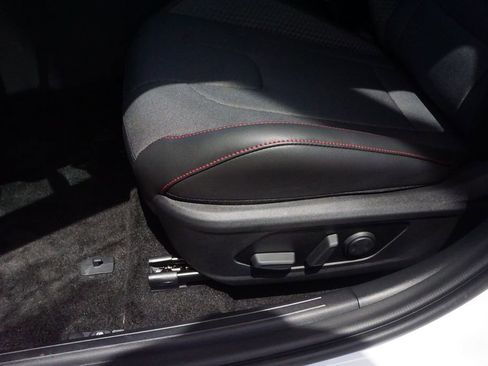 New 2025 Hyundai Elantra N Line image 17