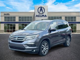 Used 2016 Honda Pilot Touring video 1
