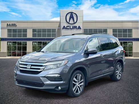 Used 2016 Honda Pilot Touring image 1