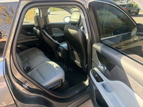Used 2020 Lincoln Corsair AWD w/ Premium Package image 19