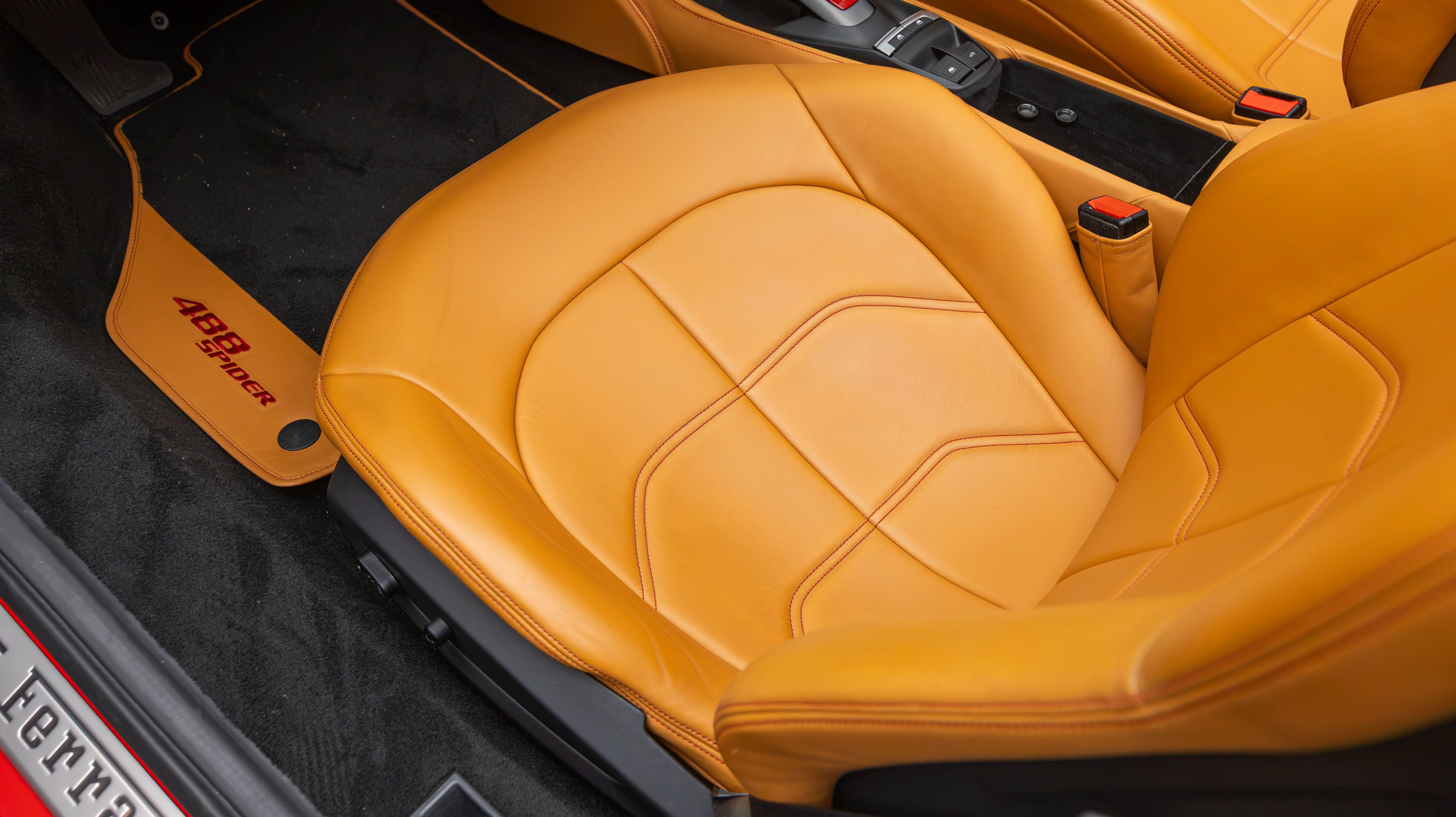 Certified 2019 Ferrari 488 Spider RWD image 18