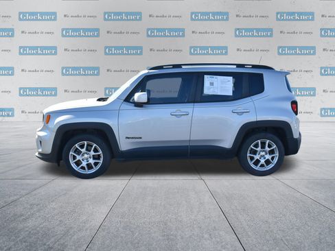 Used 2019 Jeep Renegade Latitude FWD image 8