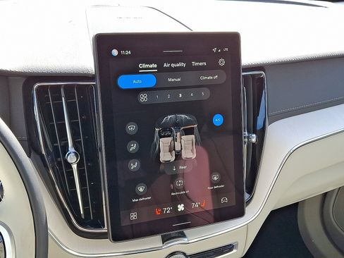 New 2026 Volvo XC60 B5 Ultra w/ Protection Package Premier image 12