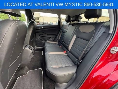 Certified 2023 Volkswagen Taos SEL AWD/4WD image 11