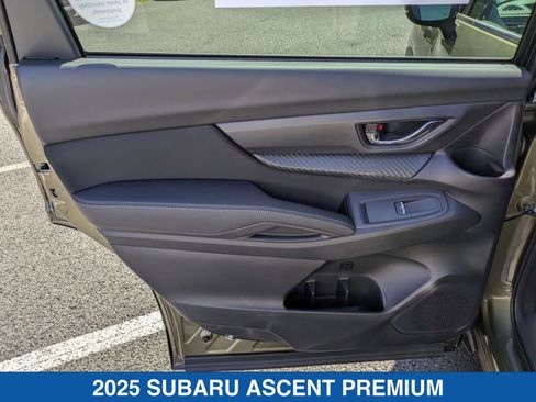 Certified 2025 Subaru Ascent Premium image 9