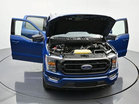 Certified 2022 Ford F150 XLT w/ Equipment Group 302A High image 50