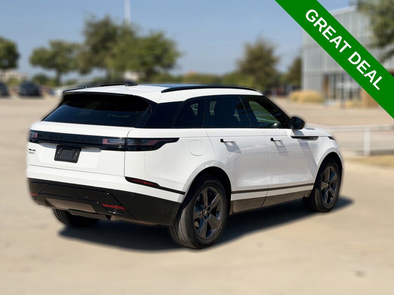 Used 2025 Land Rover Range Rover Velar Dynamic SE AWD/4WD image 8