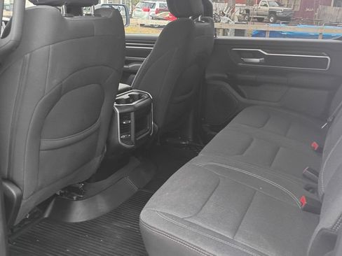 Used 2023 RAM 1500 Big Horn AWD/4WD image 34