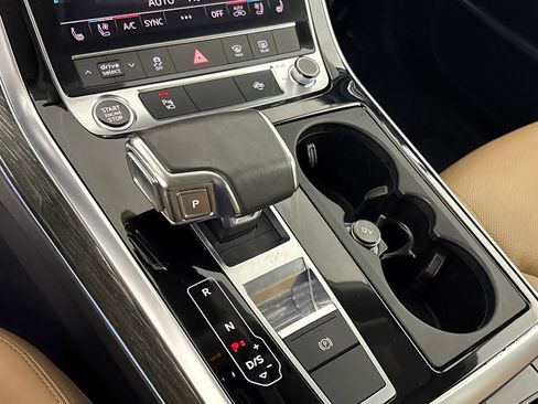 Used 2021 Audi Q8 Premium Plus image 21