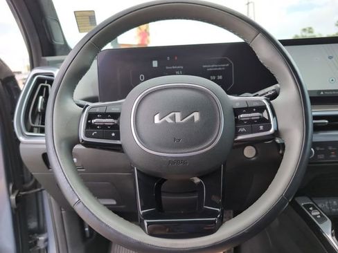 Used 2024 Kia Sorento SX Prestige w/ Sage Leather Package AWD/4WD image 23