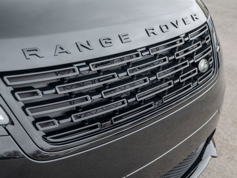 New 2026 Land Rover Range Rover Velar Dynamic SE image 15