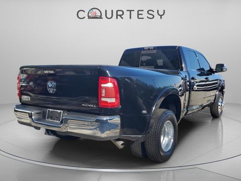 Used 2019 RAM 3500 Limited image 3