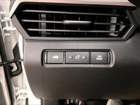 New 2026 Nissan Altima 2.5 SR w/ SR Midnight Edition Package FWD image 31