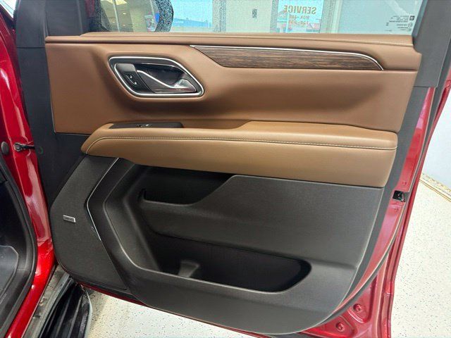 Used 2023 Chevrolet Suburban High Country w/ Advanced Technology Package AWD/4WD image 54