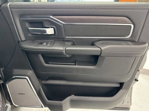 New 2026 RAM 3500 Laramie AWD/4WD image 28