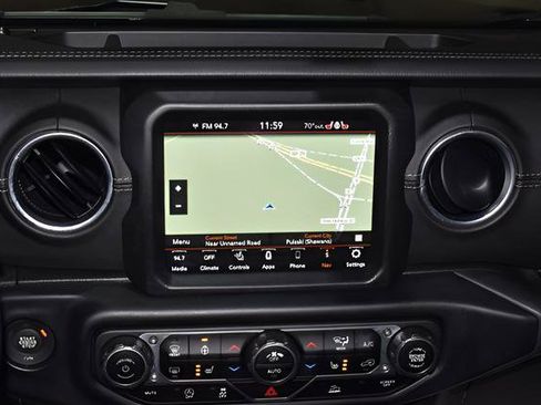 Used 2023 Jeep Wrangler Unlimited Sahara w/ Cold Weather Group AWD/4WD image 13