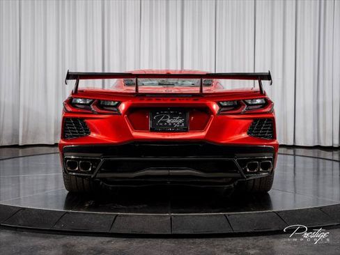 Used 2025 Chevrolet Corvette Stingray Premium Cpe w/ 3LT RWD image 14