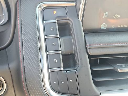 Certified 2023 Chevrolet Tahoe RST AWD/4WD image 15