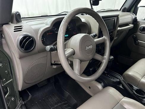 Used 2009 Jeep Wrangler X AWD/4WD image 20