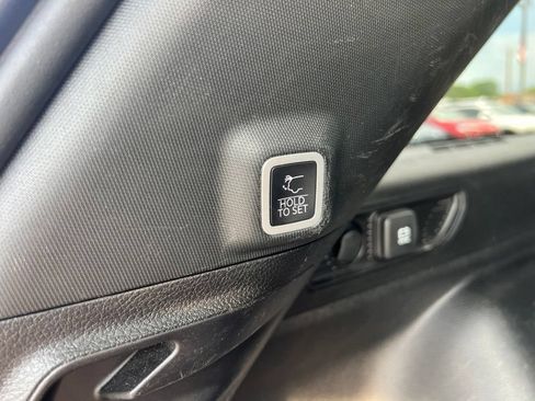 Used 2024 Jeep Grand Cherokee Altitude AWD/4WD image 15