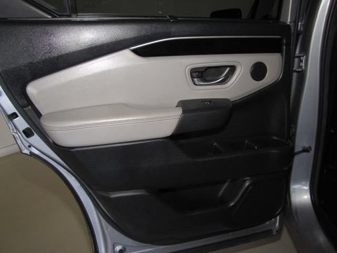 Certified 2024 Honda Pilot EX-L image 12