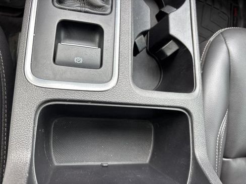 Used 2019 Ford Escape SEL FWD image 39