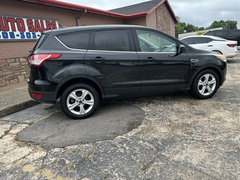 Used 2015 Ford Escape SE FWD image 10