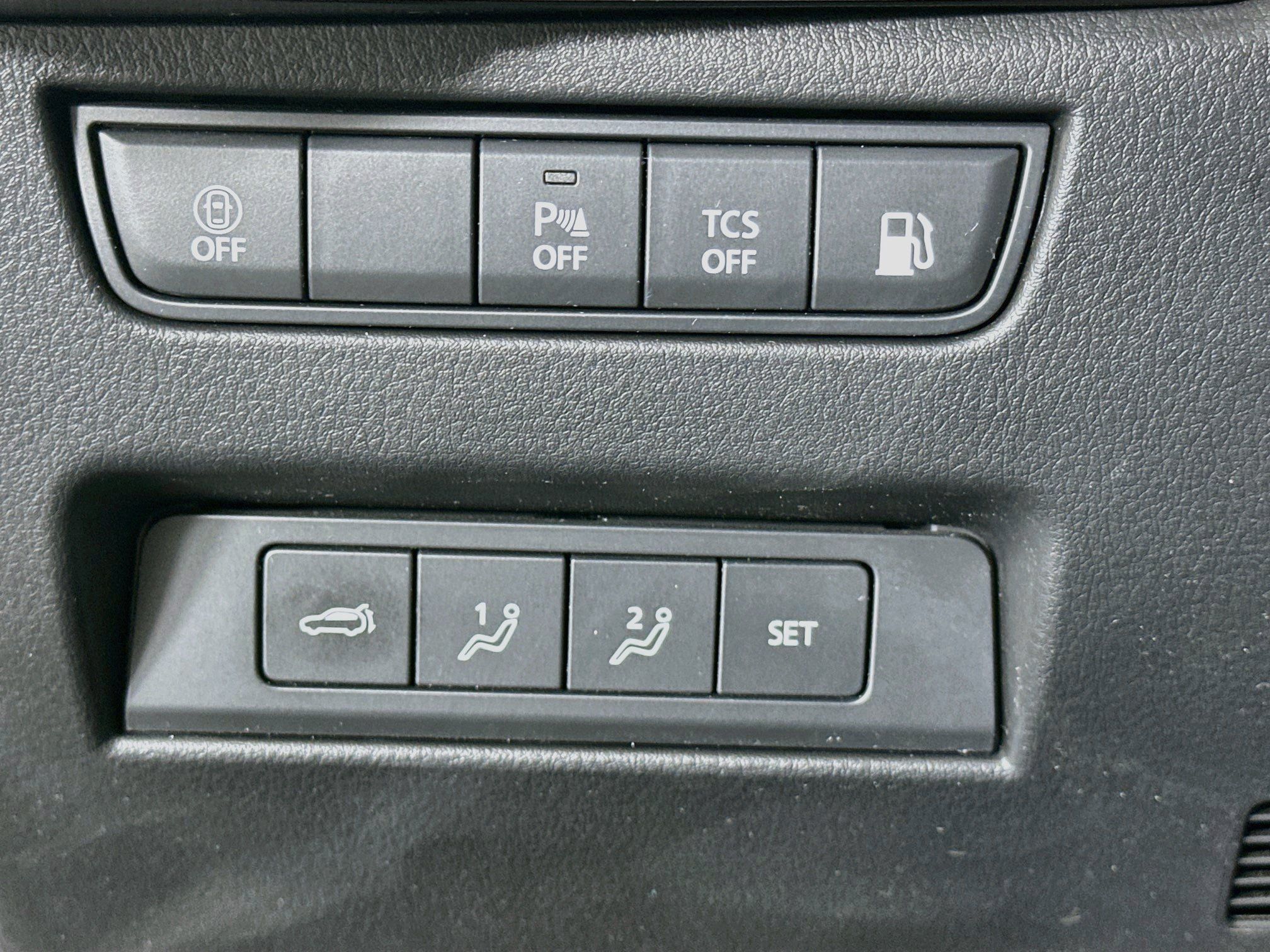 Used 2024 MAZDA CX-90 Plug-In Hybrid w/ Premium Pkg AWD/4WD image 17