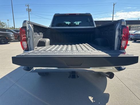 New 2025 GMC Sierra 2500 SLE w/ SLE Value Package; image 14