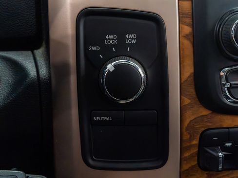 Used 2015 RAM 3500 Laramie Longhorn AWD/4WD image 17