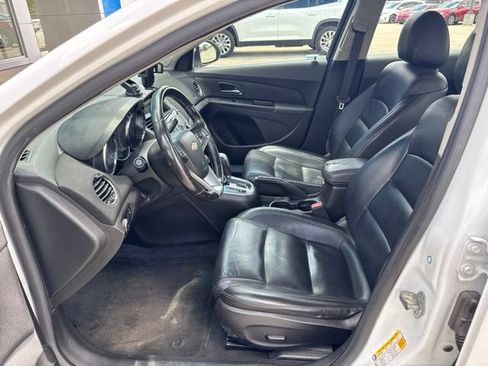 Used 2012 Chevrolet Cruze LTZ FWD image 3