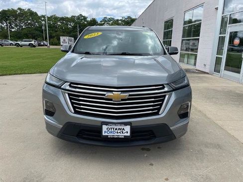 Used 2023 Chevrolet Traverse Premier w/ LPO, Floor Liner Package AWD/4WD image 3