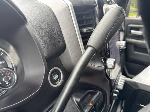 Used 2023 RAM 2500 Big Horn w/ Level 1 Equipment Group AWD/4WD image 19