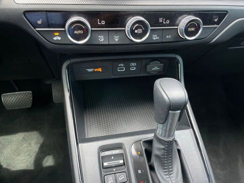 Certified 2025 Honda CR-V EX image 18
