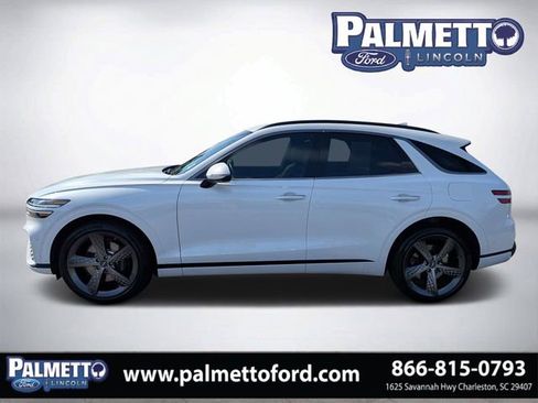 Used 2025 Genesis GV70 2.5T w/ Sport Prestige Package AWD/4WD image 6