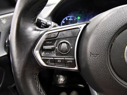 Used 2024 Acura RDX SH-AWD image 21