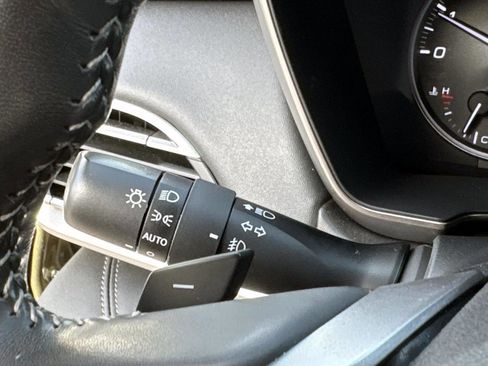 Used 2023 Subaru Outback Touring XT image 28