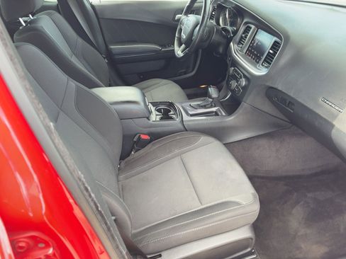 Used 2018 Dodge Charger SXT Plus w/ Blacktop Package image 28