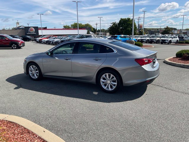 Used 2025 Chevrolet Malibu LT FWD image 4