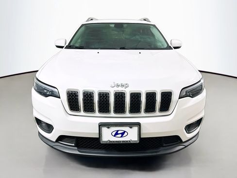 Used 2020 Jeep Cherokee Latitude Plus image 2