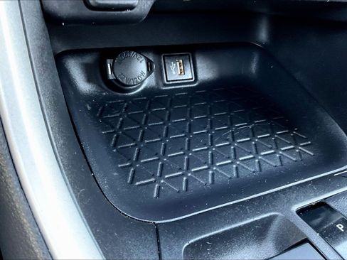 Used 2025 Toyota RAV4 LE image 30