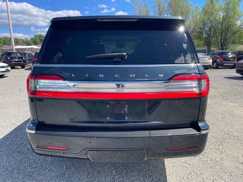Used 2021 Lincoln Navigator L Reserve w/ Luxury Package AWD/4WD image 6