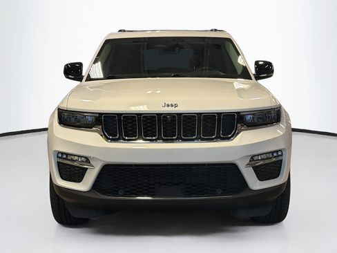 Used 2022 Jeep Grand Cherokee Limited 4xe w/ Luxury Tech Group II image 2