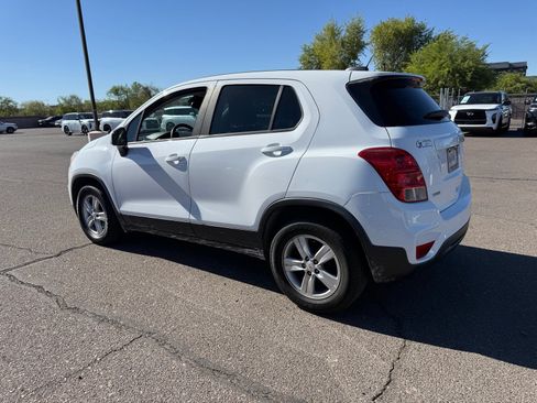 Used 2020 Chevrolet Trax LS FWD image 7